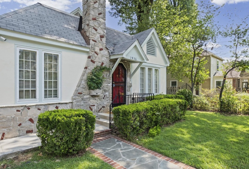 1936 MIGNON AVE, Memphis, Tennessee 38107, 4 Bedroom Bedrooms, 7 Room Rooms,2 BathroomBathrooms,Residential,For Sale,MIGNON,0,10225808