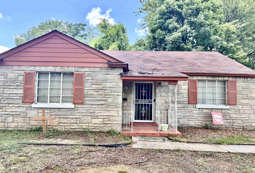 2612 UNION AVE, Memphis, Tennessee 38112, 2 Bedroom Bedrooms, 5 Room Rooms,1 BathroomBathrooms,Residential,For Sale,UNION,0,10225812