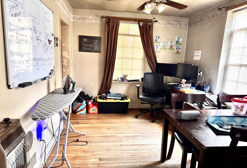 2612 UNION AVE, Memphis, Tennessee 38112, 2 Bedroom Bedrooms, 5 Room Rooms,1 BathroomBathrooms,Residential,For Sale,UNION,0,10225812