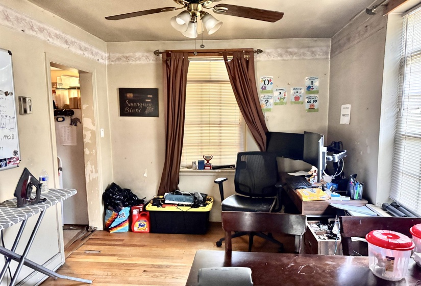 2612 UNION AVE, Memphis, Tennessee 38112, 2 Bedroom Bedrooms, 5 Room Rooms,1 BathroomBathrooms,Residential,For Sale,UNION,0,10225812