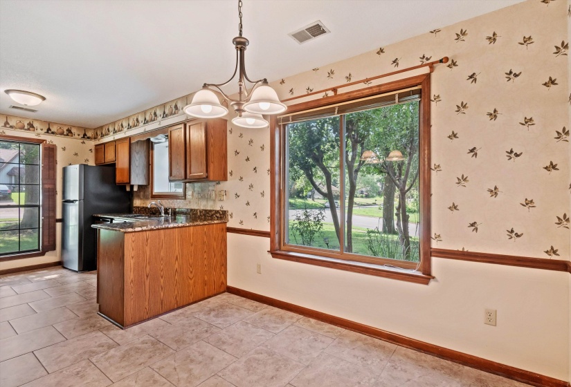 1023 HUNTERS POINT DR, Memphis, Tennessee 38018, 3 Bedroom Bedrooms, 9 Room Rooms,2 BathroomBathrooms,Residential,For Sale,HUNTERS POINT,0,10225825