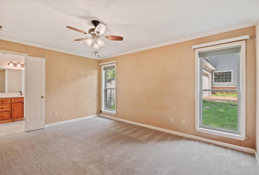 1023 HUNTERS POINT DR, Memphis, Tennessee 38018, 3 Bedroom Bedrooms, 9 Room Rooms,2 BathroomBathrooms,Residential,For Sale,HUNTERS POINT,0,10225825