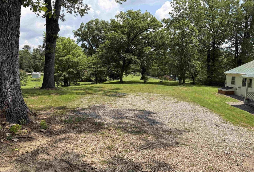 185 POPLAR SPRINGS RD, Savannah, Tennessee 38372, 2 Bedroom Bedrooms, 8 Room Rooms,1 BathroomBathrooms,Residential,For Sale,POPLAR SPRINGS,0,10225827