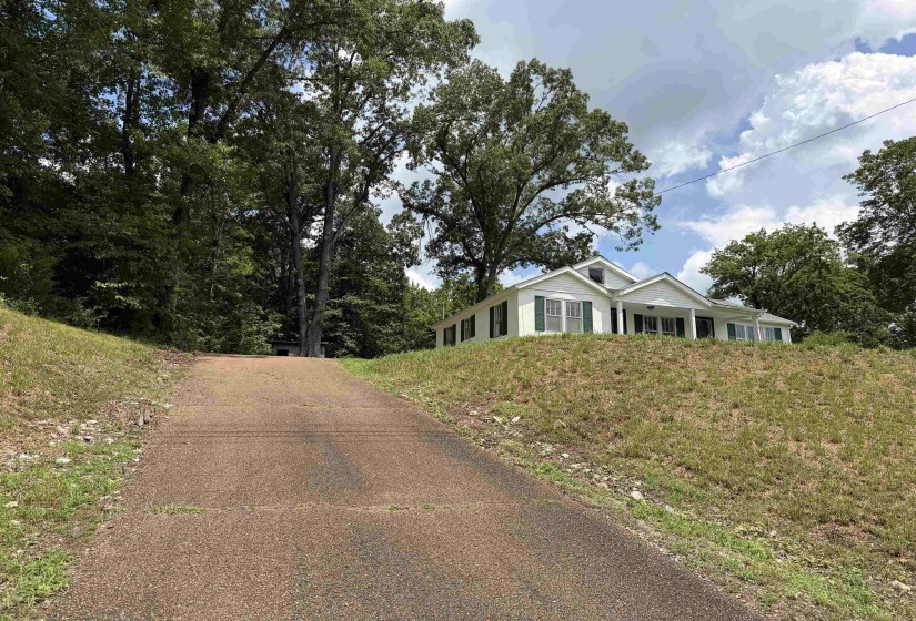 185 POPLAR SPRINGS RD, Savannah, Tennessee 38372, 2 Bedroom Bedrooms, 8 Room Rooms,1 BathroomBathrooms,Residential,For Sale,POPLAR SPRINGS,0,10225827