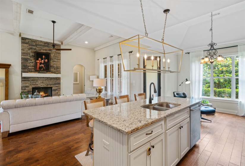 4513 CHESTNUT HILL DR, Collierville, Tennessee 38017, 4 Bedroom Bedrooms, 4 Room Rooms,3 BathroomBathrooms,Rental Properties,For Sale,CHESTNUT HILL,0,10225840