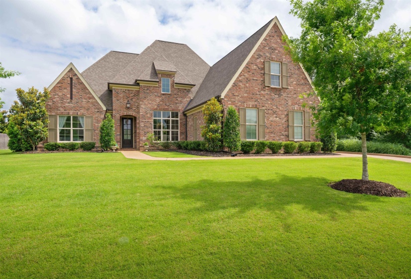 4513 CHESTNUT HILL DR, Collierville, Tennessee 38017, 4 Bedroom Bedrooms, 4 Room Rooms,3 BathroomBathrooms,Rental Properties,For Sale,CHESTNUT HILL,0,10225840