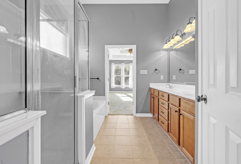 6587 CAROLOT LN, Bartlett, Tennessee 38135, 3 Bedroom Bedrooms, 9 Room Rooms,2.1 BathroomBathrooms,Residential,For Sale,CAROLOT,0,10211590