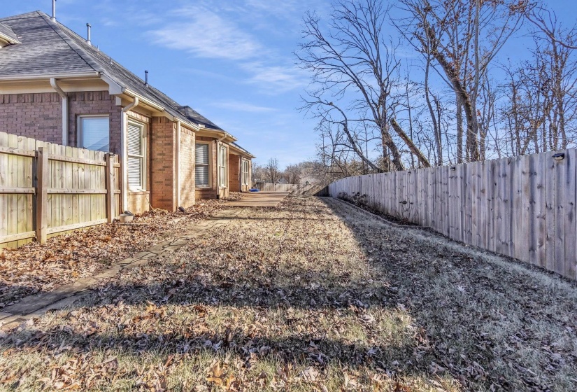 6587 CAROLOT LN, Bartlett, Tennessee 38135, 3 Bedroom Bedrooms, 9 Room Rooms,2.1 BathroomBathrooms,Residential,For Sale,CAROLOT,0,10211590