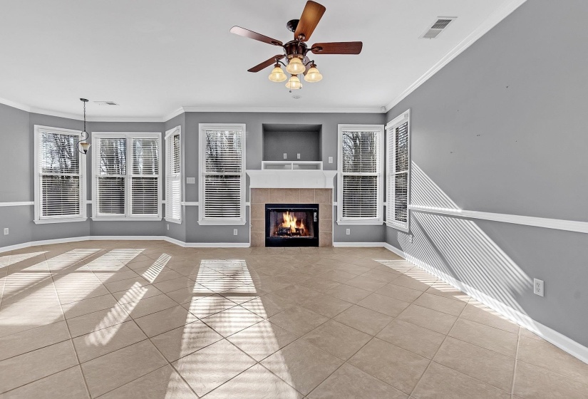 6587 CAROLOT LN, Bartlett, Tennessee 38135, 3 Bedroom Bedrooms, 9 Room Rooms,2.1 BathroomBathrooms,Residential,For Sale,CAROLOT,0,10211590