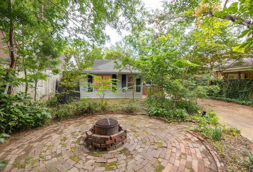 3214 COWDEN AVE, Memphis, Tennessee 38111, 3 Bedroom Bedrooms, 7 Room Rooms,1 BathroomBathrooms,Residential,For Sale,COWDEN,0,10225833