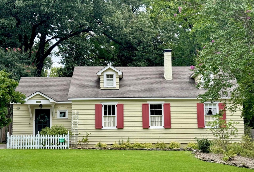 166 HOLMES ST, Memphis, Tennessee 38111, 3 Bedroom Bedrooms, 6 Room Rooms,2 BathroomBathrooms,Residential,For Sale,HOLMES,0,10225842