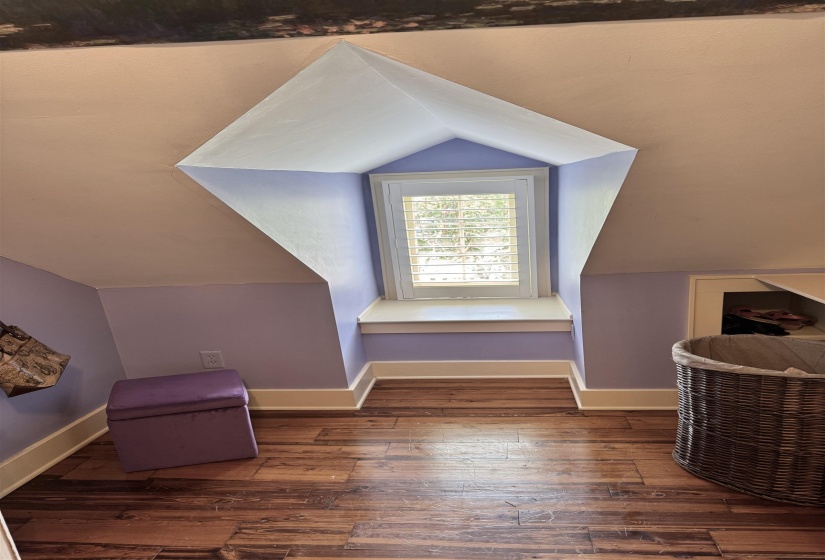 166 HOLMES ST, Memphis, Tennessee 38111, 3 Bedroom Bedrooms, 6 Room Rooms,2 BathroomBathrooms,Residential,For Sale,HOLMES,0,10225842