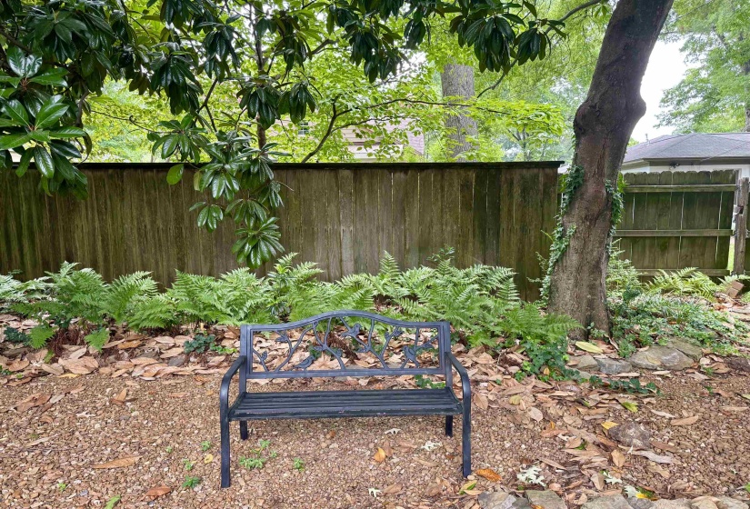 166 HOLMES ST, Memphis, Tennessee 38111, 3 Bedroom Bedrooms, 6 Room Rooms,2 BathroomBathrooms,Residential,For Sale,HOLMES,0,10225842
