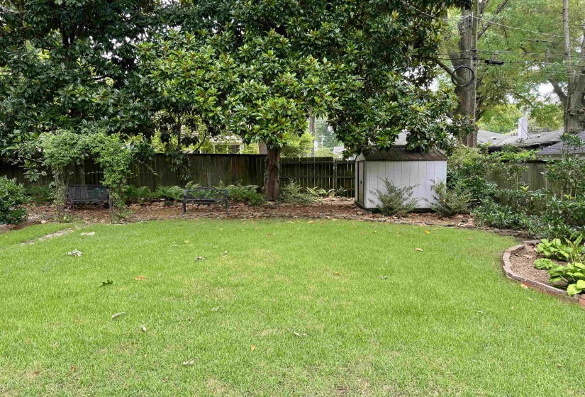 166 HOLMES ST, Memphis, Tennessee 38111, 3 Bedroom Bedrooms, 6 Room Rooms,2 BathroomBathrooms,Residential,For Sale,HOLMES,0,10225842