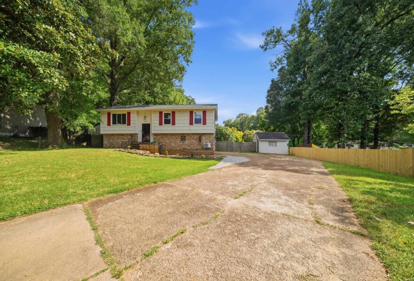 6219 MARS AVE, Bartlett, Tennessee 38134, 4 Bedroom Bedrooms, 6 Room Rooms,2 BathroomBathrooms,Residential,For Sale,MARS,0,10225854
