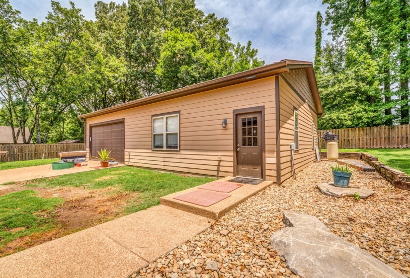 62 PLANTERS GROVE TRL, Brighton, Tennessee 38011, 4 Bedrooms Bedrooms, 10 Rooms Rooms,3 BathroomsBathrooms,Residential,For Sale,PLANTERS GROVE,10225858