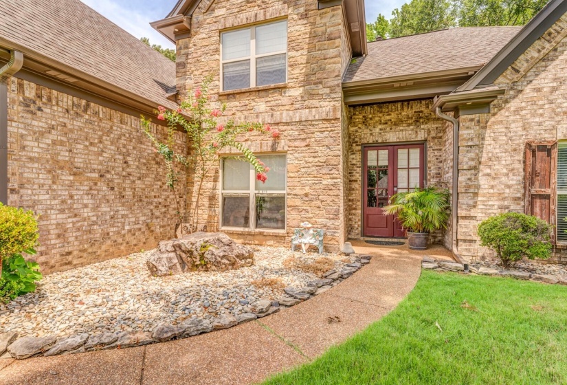 62 PLANTERS GROVE TRL, Brighton, Tennessee 38011, 4 Bedrooms Bedrooms, 10 Rooms Rooms,3 BathroomsBathrooms,Residential,For Sale,PLANTERS GROVE,10225858