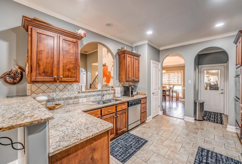 62 PLANTERS GROVE TRL, Brighton, Tennessee 38011, 4 Bedrooms Bedrooms, 10 Rooms Rooms,3 BathroomsBathrooms,Residential,For Sale,PLANTERS GROVE,10225858