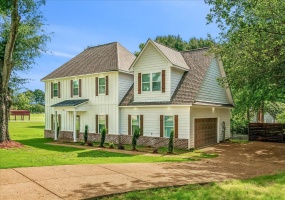 56 SANGA RD, Cordova, Tennessee 38018, 5 Bedrooms Bedrooms, 8 Rooms Rooms,2.1 BathroomsBathrooms,Residential,For Sale,SANGA,10225866