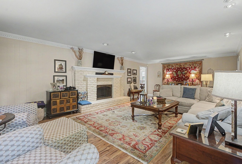 1929 MILLER FARMS RD, Germantown, Tennessee 38138, 5 Bedroom Bedrooms, 11 Room Rooms,3.2 BathroomBathrooms,Residential,For Sale,MILLER FARMS,0,10225867