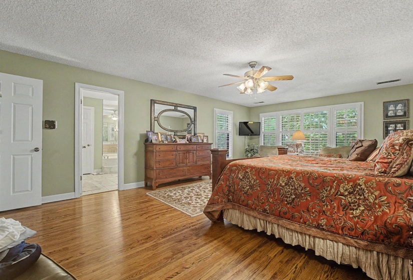 1929 MILLER FARMS RD, Germantown, Tennessee 38138, 5 Bedroom Bedrooms, 11 Room Rooms,3.2 BathroomBathrooms,Residential,For Sale,MILLER FARMS,0,10225867