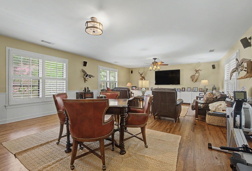 1929 MILLER FARMS RD, Germantown, Tennessee 38138, 5 Bedroom Bedrooms, 11 Room Rooms,3.2 BathroomBathrooms,Residential,For Sale,MILLER FARMS,0,10225867