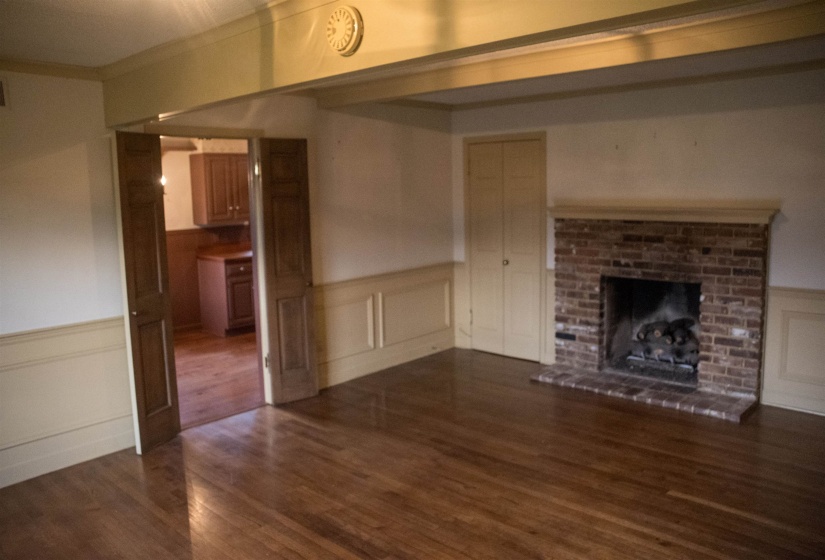 5330 TIMMONS AVE, Memphis, Tennessee 38119, 3 Bedroom Bedrooms, 9 Room Rooms,2 BathroomBathrooms,Residential,For Sale,TIMMONS,0,10225868