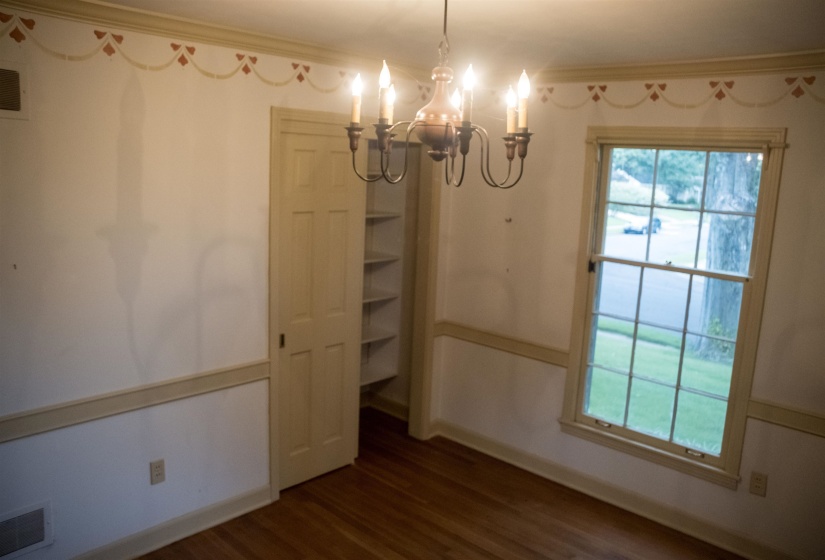 5330 TIMMONS AVE, Memphis, Tennessee 38119, 3 Bedroom Bedrooms, 9 Room Rooms,2 BathroomBathrooms,Residential,For Sale,TIMMONS,0,10225868