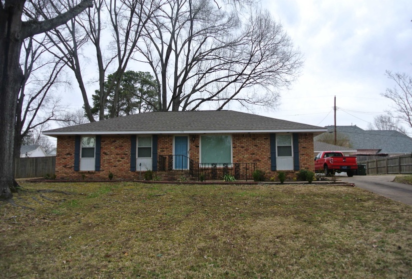426 CARDINAL DR, Collierville, Tennessee 38017, 3 Bedroom Bedrooms, 6 Room Rooms,2 BathroomBathrooms,Rental Properties,For Sale,CARDINAL,0,10225897