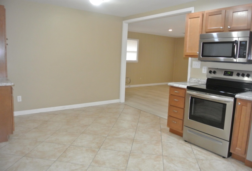 426 CARDINAL DR, Collierville, Tennessee 38017, 3 Bedroom Bedrooms, 6 Room Rooms,2 BathroomBathrooms,Rental Properties,For Sale,CARDINAL,0,10225897