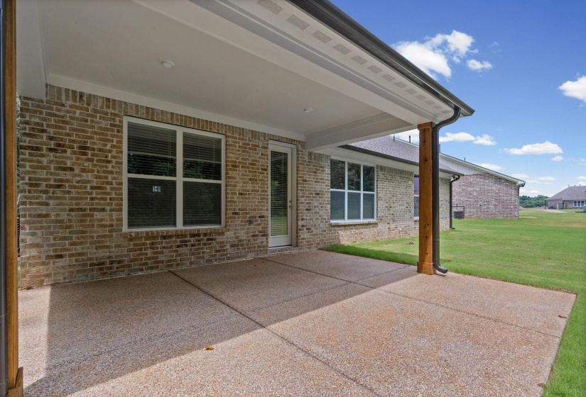 7025 WALKER FARMS DR, Bartlett, Tennessee 38002, 4 Bedroom Bedrooms, 13 Room Rooms,3.1 BathroomBathrooms,Residential,For Sale,WALKER FARMS,0,10217908