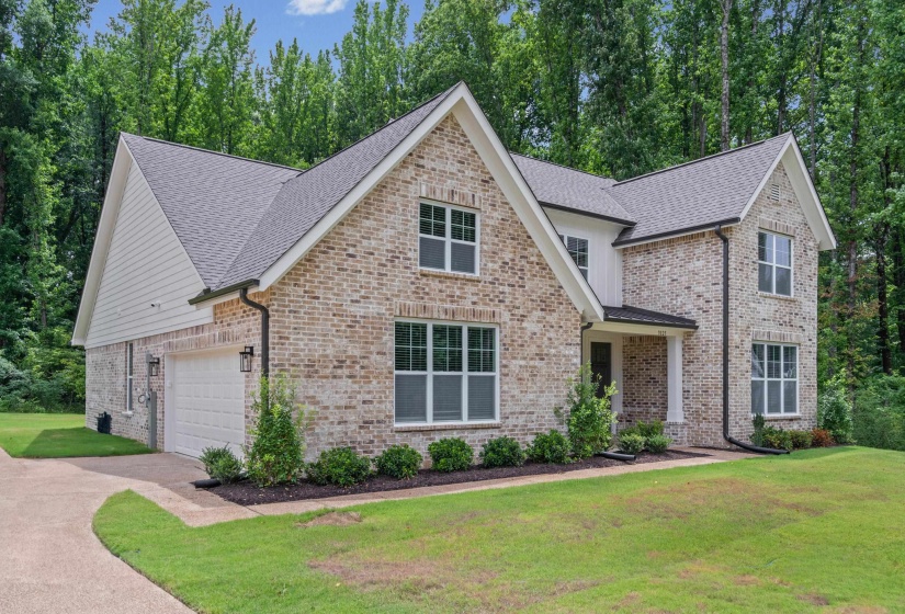 7025 WALKER FARMS DR, Bartlett, Tennessee 38002, 4 Bedroom Bedrooms, 13 Room Rooms,3.1 BathroomBathrooms,Residential,For Sale,WALKER FARMS,0,10217908