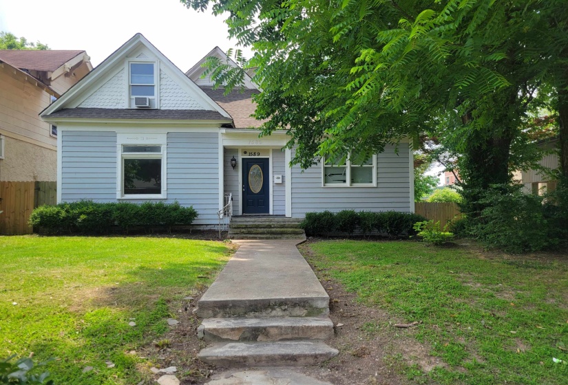 1589 COURT AVE, Memphis, Tennessee 38104, 4 Bedroom Bedrooms, 8 Room Rooms,3 BathroomBathrooms,Residential,For Sale,COURT,0,10218416