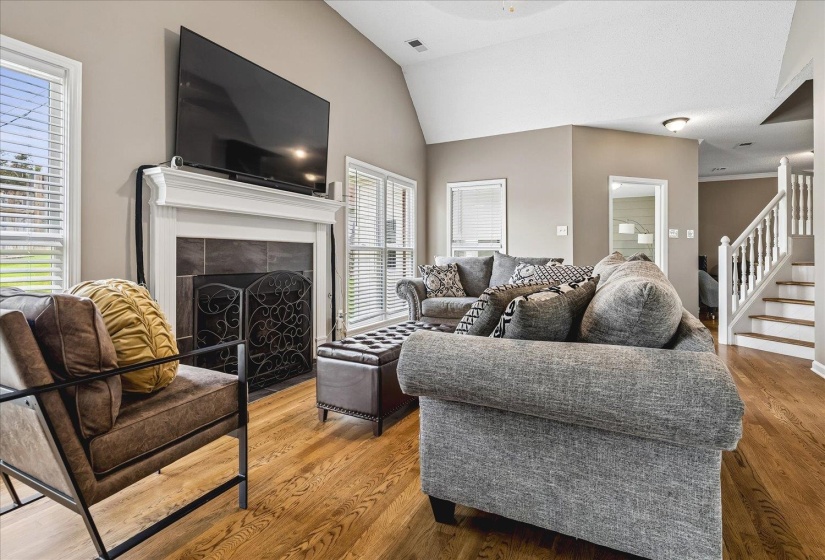 8944 HEATH CV, Memphis, Tennessee 38016, 4 Bedroom Bedrooms, 11 Room Rooms,2.1 BathroomBathrooms,Residential,For Sale,HEATH,0,10225875