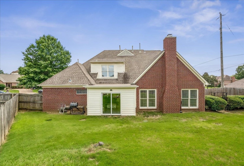 8944 HEATH CV, Memphis, Tennessee 38016, 4 Bedroom Bedrooms, 11 Room Rooms,2.1 BathroomBathrooms,Residential,For Sale,HEATH,0,10225875