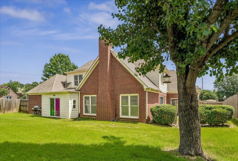 8944 HEATH CV, Memphis, Tennessee 38016, 4 Bedroom Bedrooms, 11 Room Rooms,2.1 BathroomBathrooms,Residential,For Sale,HEATH,0,10225875