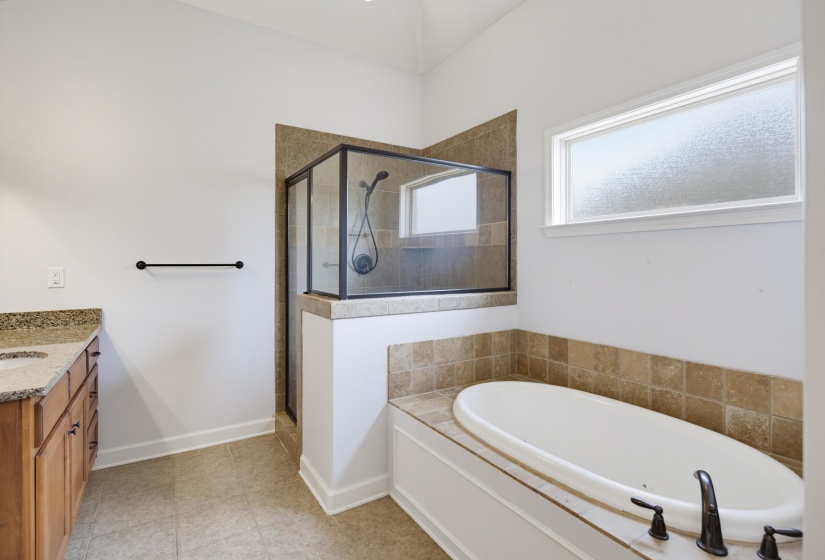 6396 ANGLIA VALLEY DR, Arlington, Tennessee 38002, 5 Bedroom Bedrooms, 9 Room Rooms,3 BathroomBathrooms,Residential,For Sale,ANGLIA VALLEY,0,10225876