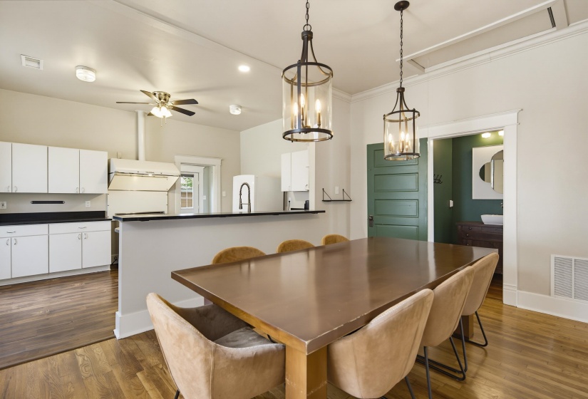 998 NEW YORK ST, Memphis, Tennessee 38104, 2 Bedroom Bedrooms, 6 Room Rooms,1.1 BathroomBathrooms,Residential,For Sale,NEW YORK,0,10225879