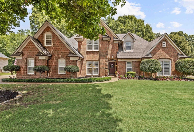 1806 NORTHCROSS PL, Collierville, Tennessee 38017, 4 Bedroom Bedrooms, 10 Room Rooms,3.1 BathroomBathrooms,Residential,For Sale,NORTHCROSS,0,10225881