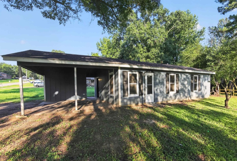 4928 MANSON RD, Memphis, Tennessee 38109, 3 Bedroom Bedrooms, 5 Room Rooms,1 BathroomBathrooms,Residential,For Sale,MANSON,0,10225883