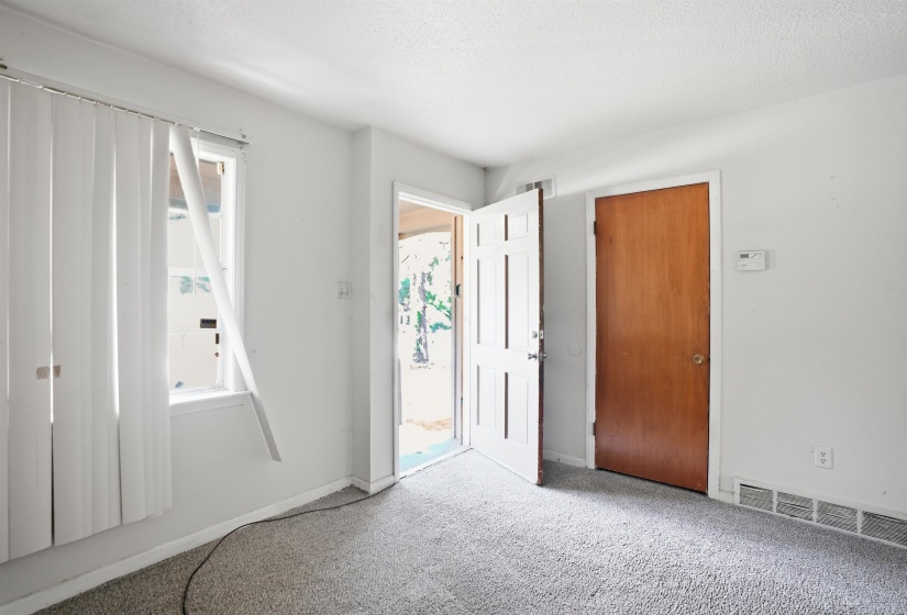 4254 SIDNEY RD, Memphis, Tennessee 38116, 3 Bedroom Bedrooms, 6 Room Rooms,1.1 BathroomBathrooms,Residential,For Sale,SIDNEY,0,10225888