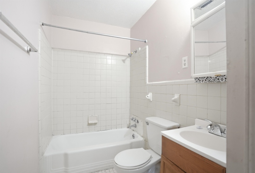 4254 SIDNEY RD, Memphis, Tennessee 38116, 3 Bedroom Bedrooms, 6 Room Rooms,1.1 BathroomBathrooms,Residential,For Sale,SIDNEY,0,10225888