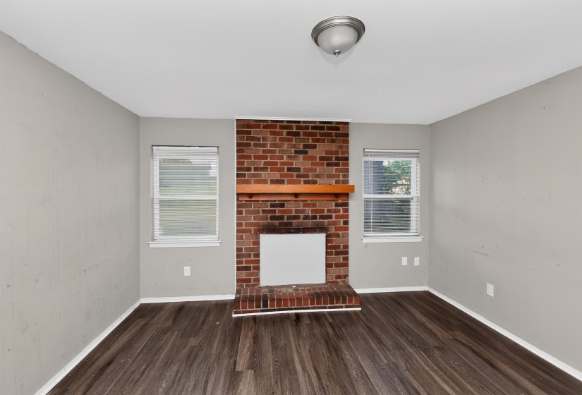 508 MARLOWE AVE, Memphis, Tennessee 38109, 3 Bedroom Bedrooms, 6 Room Rooms,1 BathroomBathrooms,Residential,For Sale,MARLOWE,0,10225890