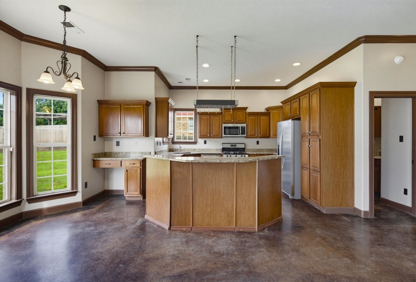 95 MEADOW RIDGE DR, Arlington, Tennessee 38002, 4 Bedroom Bedrooms, 8 Room Rooms,2.1 BathroomBathrooms,Residential,For Sale,MEADOW RIDGE,0,10225892