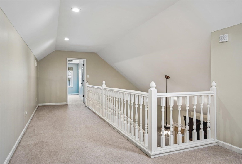 761 MEADOW VALE DR, Collierville, Tennessee 38017, 5 Bedroom Bedrooms, 10 Room Rooms,3 BathroomBathrooms,Residential,For Sale,MEADOW VALE,0,10225898