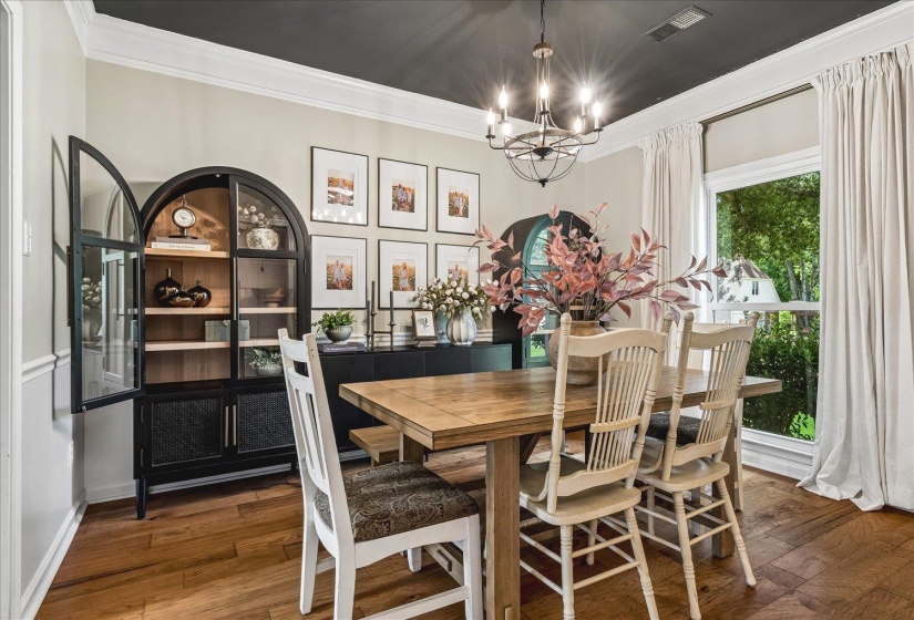 761 MEADOW VALE DR, Collierville, Tennessee 38017, 5 Bedroom Bedrooms, 10 Room Rooms,3 BathroomBathrooms,Residential,For Sale,MEADOW VALE,0,10225898