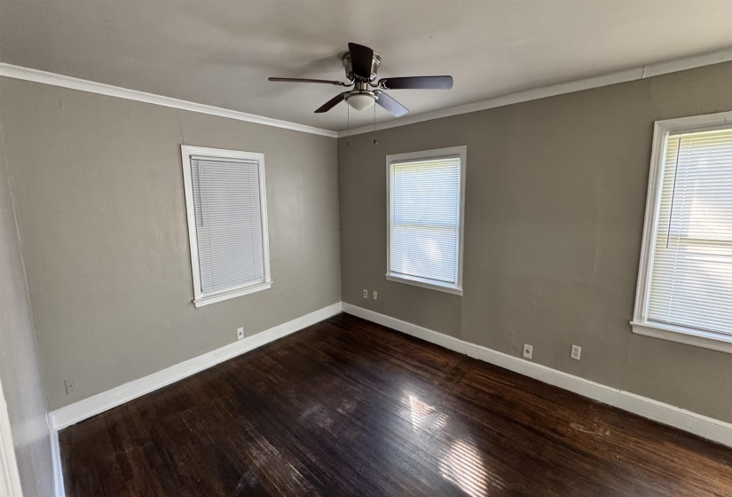 1330 VICTOR DR, Memphis, Tennessee 38122, 2 Bedroom Bedrooms, 8 Room Rooms,1 BathroomBathrooms,Rental Properties,For Sale,VICTOR,0,10225942