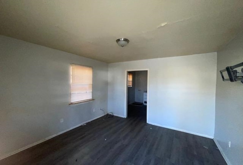 2365 DEXTER AVE, Memphis, Tennessee 38108, 1 Bedroom Bedrooms, 0 ,1 BathroomBathrooms,Duplexes,For Sale,DEXTER,0,10212754