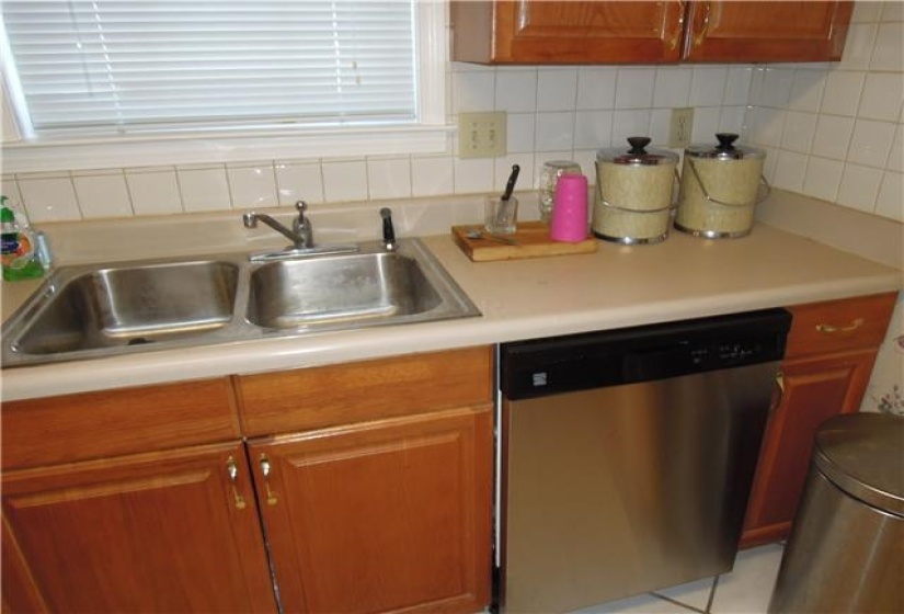 6300 HEATHCLIFF CV, Memphis, Tennessee 38134, 3 Bedroom Bedrooms, 7 Room Rooms,2 BathroomBathrooms,Rental Properties,For Sale,HEATHCLIFF,0,10226543