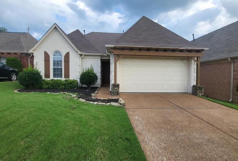 1654 FAR DR, Cordova, Tennessee 38016, 3 Bedroom Bedrooms, 5 Room Rooms,2 BathroomBathrooms,Rental Properties,For Sale,FAR,0,10226648